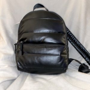 Wild Fable small black puffer quilted backpack